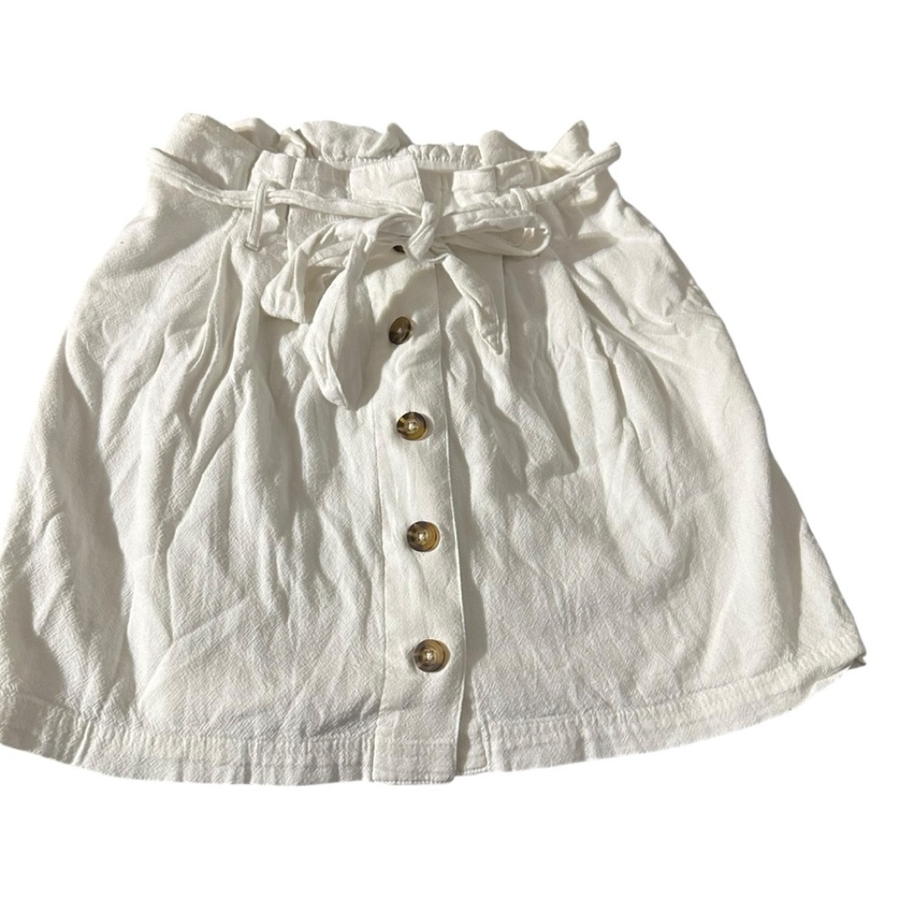Hollister women's size small cotton/linen blend white button down mini skirt